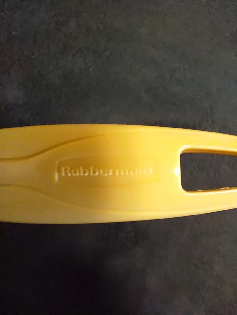 Rubbermaid Rubber Spatula/Scraper Has Section In Handle For Hanging - Picture 2 of 8